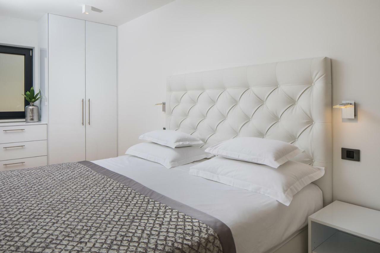 טרוגיר Luxury Apartments Baotic מראה חיצוני תמונה